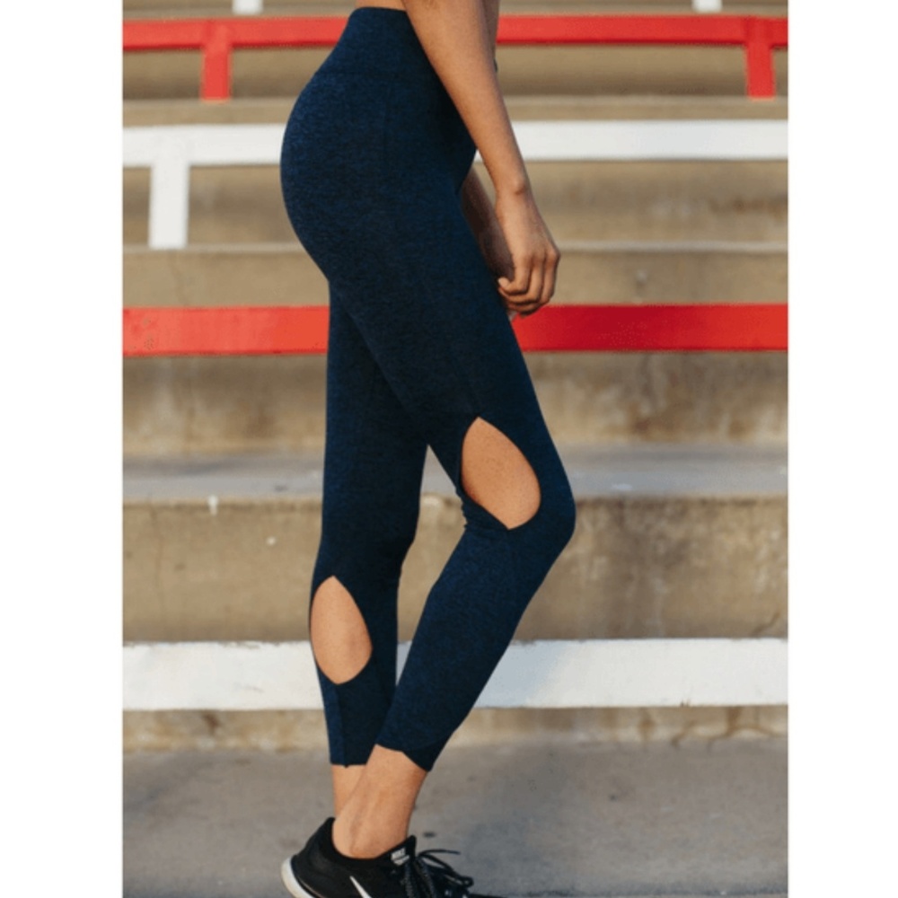 NWT Free People Movement Halo Cutout Leggings